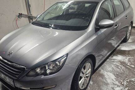 Peugeot 308 122.000 km 6.500 &euro; Herborn 55758