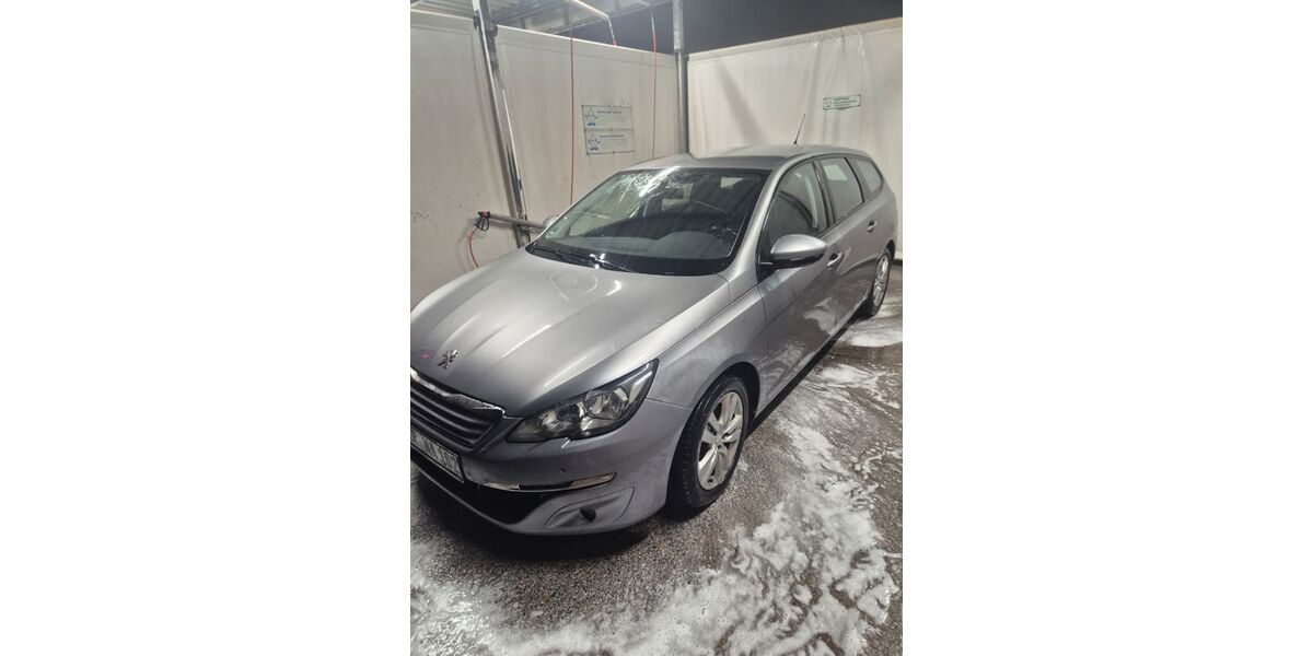 Peugeot 308 122.000 km 7.500 &euro; Herborn 55758