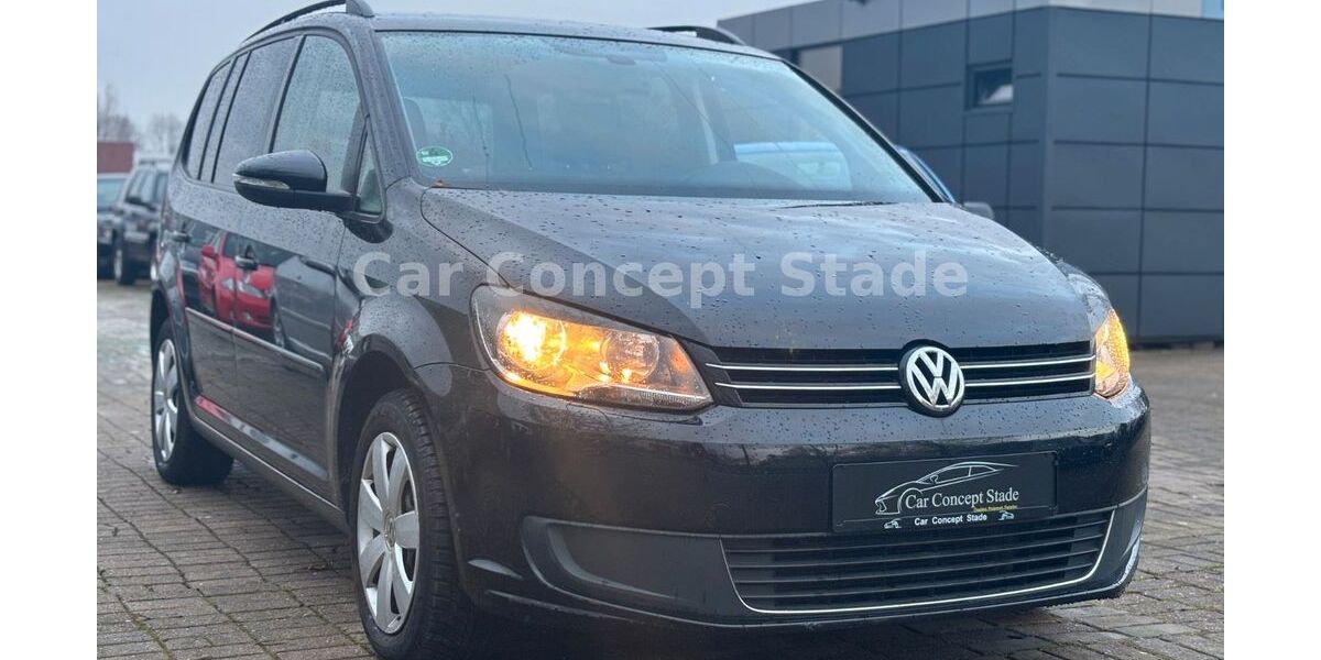 VW Touran 202.000 km 5.199 &euro; Stade 21684
