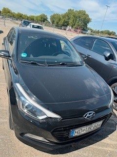 i20