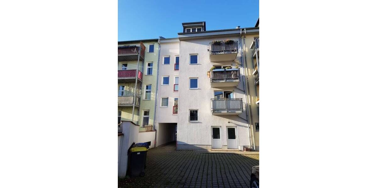 gepflegte 3-Zimmer Wohnung in der Rostocker KTV mit WB u. Balkon 3 zimmer