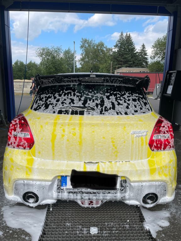 Suzuki Swift 75.000 km 19.500 € Freital 01705