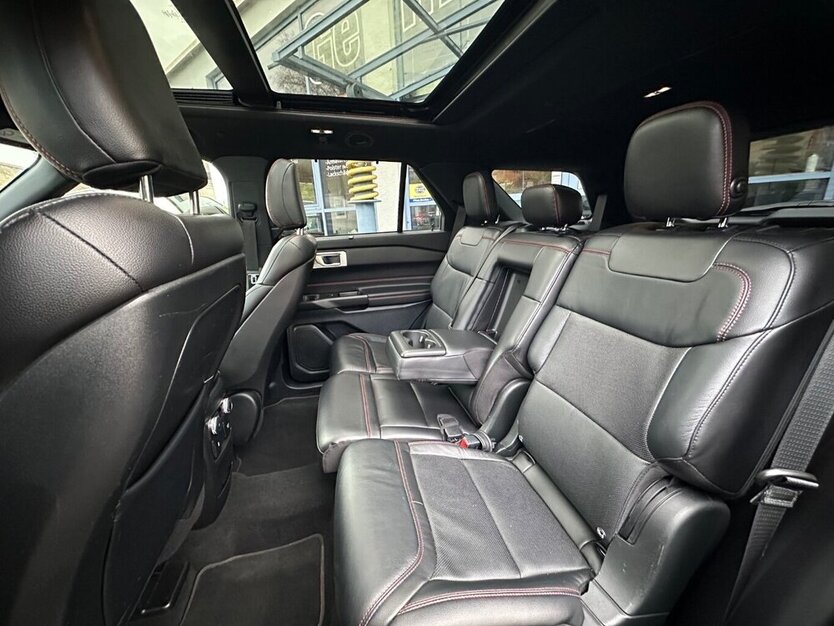 Ford Explorer 3.0 Plug-in-Hybrid 4x4 ST-Line 156.000 km 32.500 € Rudolstadt 07407