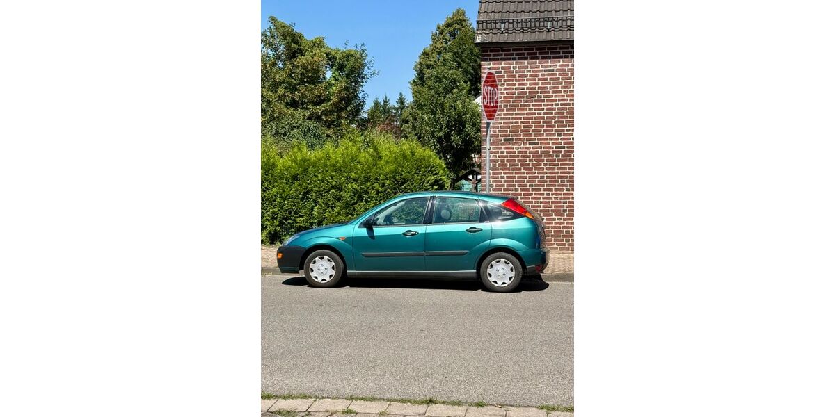 Ford Focus 162.000 km 1.100 &euro; Düsseldorf 40468