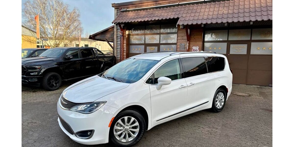 Chrysler Pacifica 79.900 km 31.900 € Isernhagen 30916