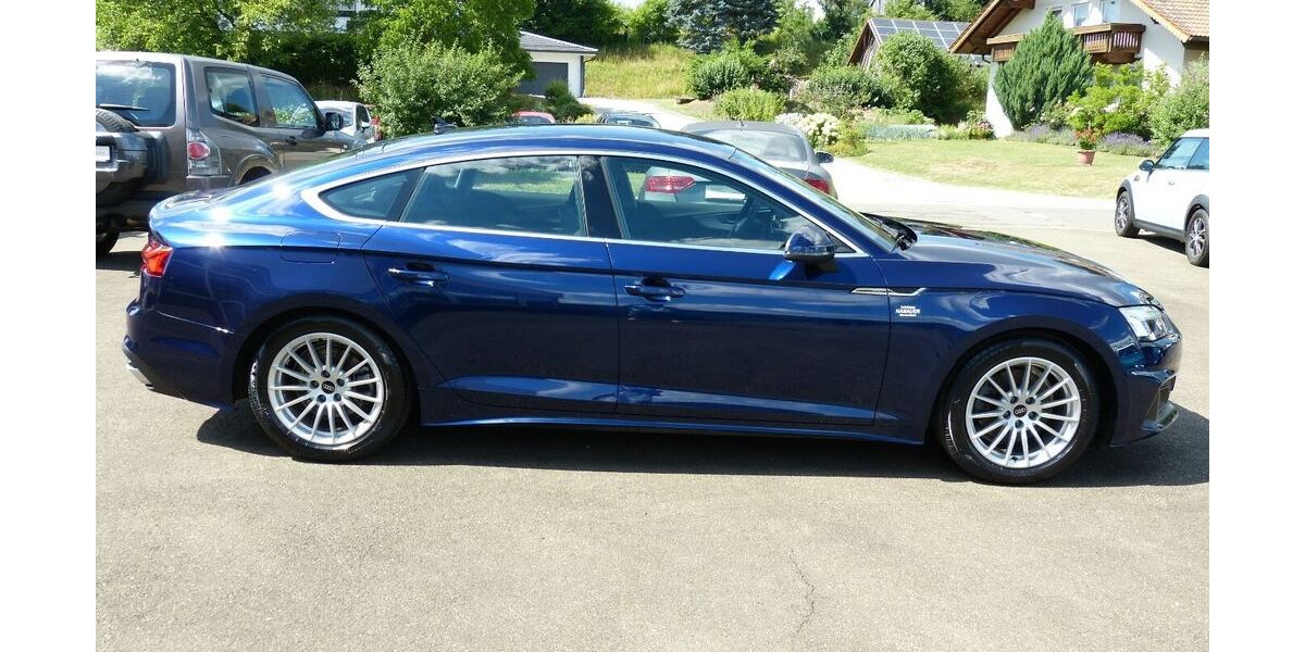 Audi A5 21.576 km 31.999 &euro; Oberviechtach 92526