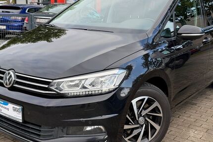 VW Touran 166.000 km 14.900 € Schleswig 24837
