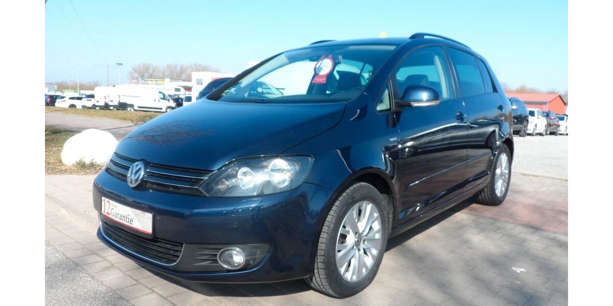VW Golf 121.923 km 8.990 &euro; Greifswald 17489
