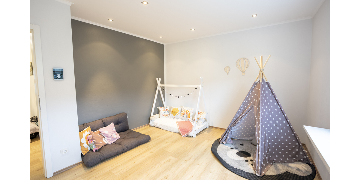 Familienglück in Arnsberg-Oeventrop am Spielplatz - Einfamilienhaus Arnsberg Oeventrop | Angebot:25232865