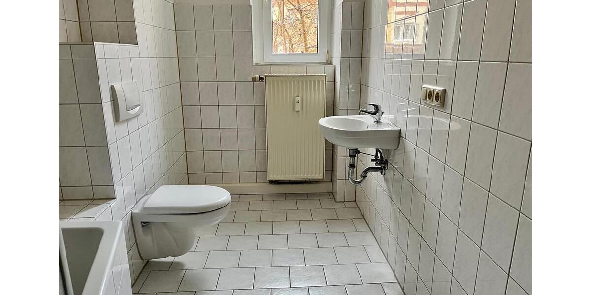 Zentral gelegene 2-Zimmer-Wohnung im 1. Obergeschoss 2 zimmer