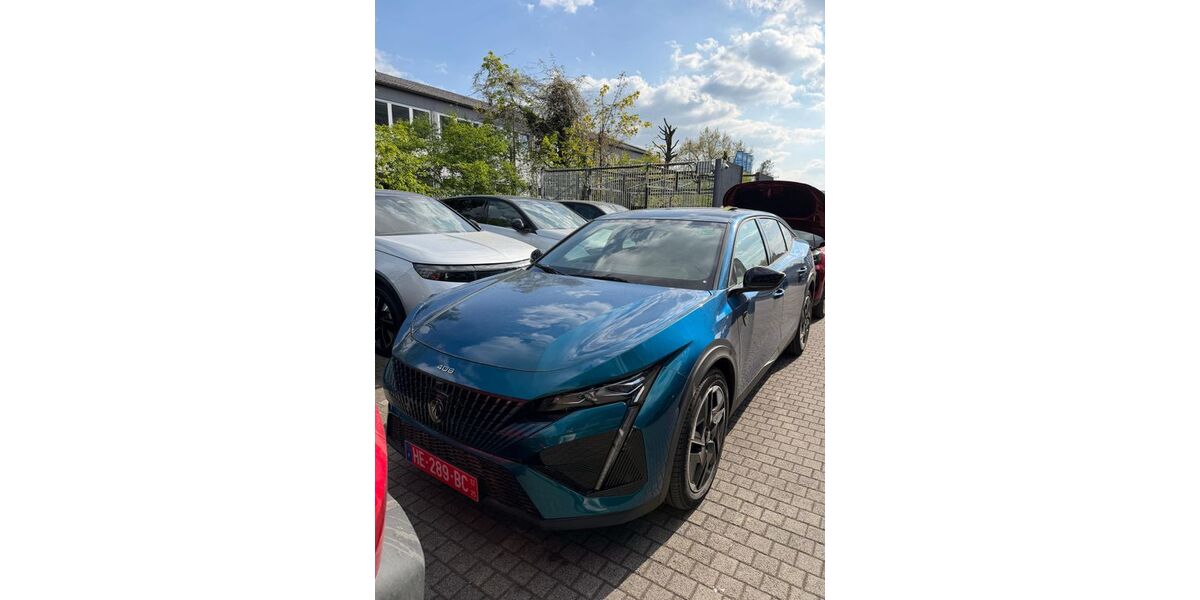 Peugeot 408 2.448 km 25.980 &euro; Rüsselsheim 65428