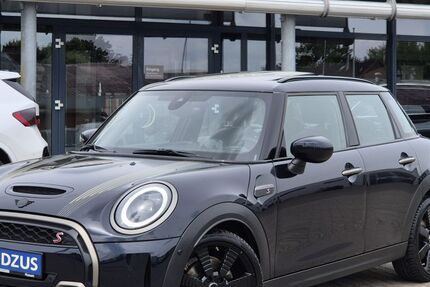 Mini Cooper 67.900 km 24.990 &euro; Husum 25813