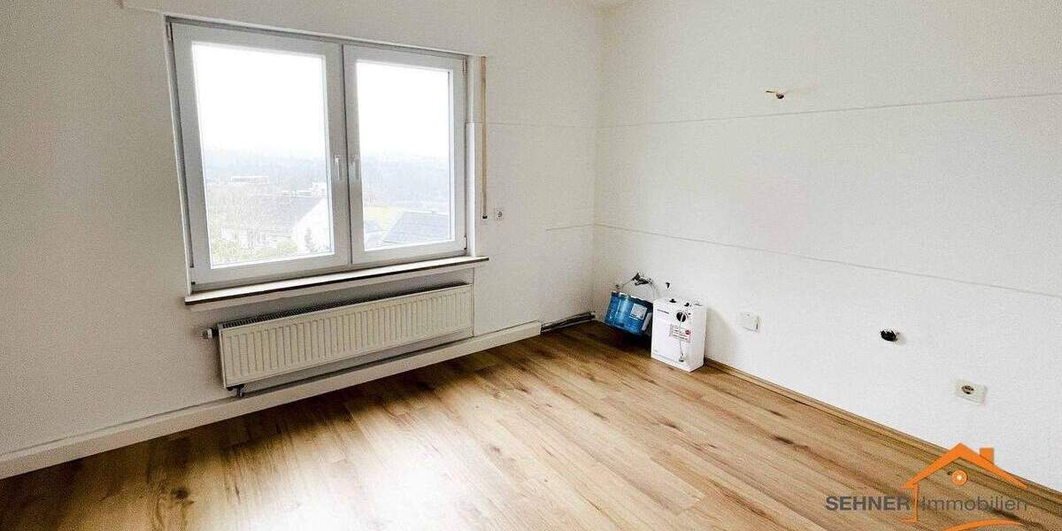 Etagenwohnung Sundern Langscheid - 3 Zimmer, 88 m&sup2;, 880&euro; | Angebot:26417808