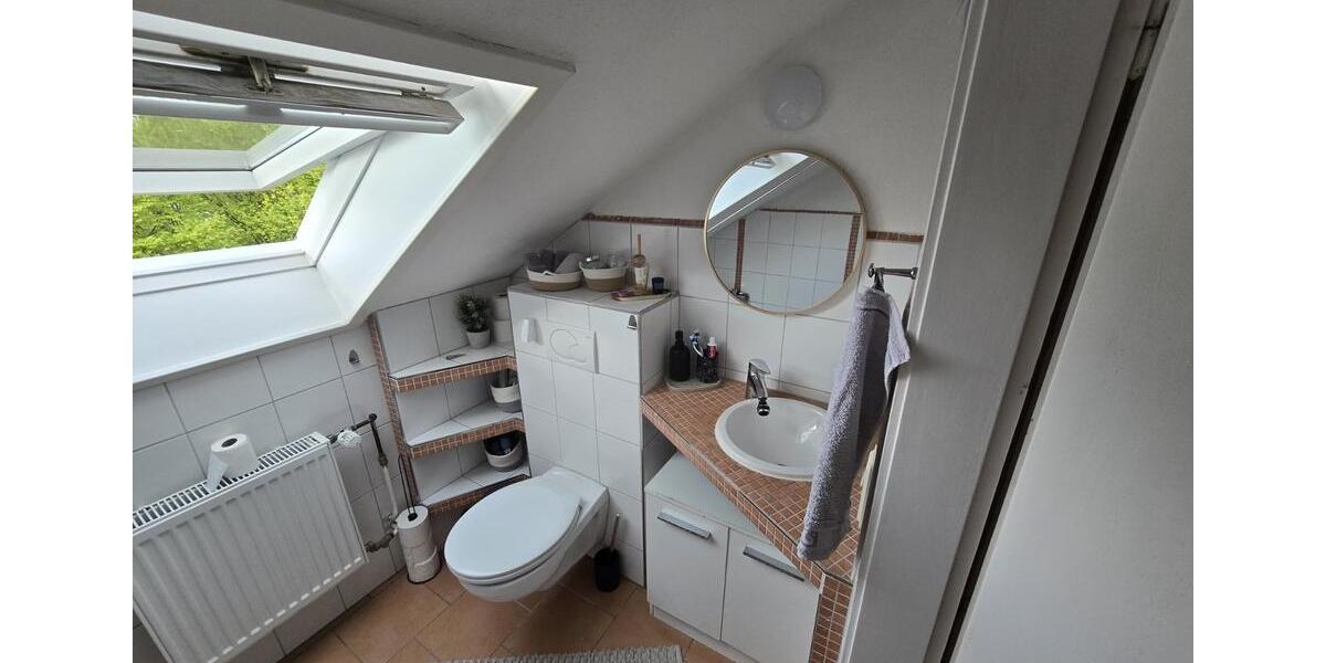 Dachgeschoßwohnung Bovenden - 3 Zimmer, 72 m&sup2;, 620&euro; | Angebot:26323266