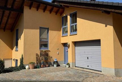 Haus Kirn - 6 Zimmer, 196 m&sup2;, 397.000&euro; | Angebot:25137940