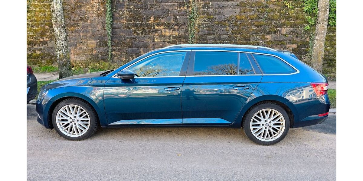 Skoda Superb 187.900 km 13.400 &euro; Saarbrücken 66123