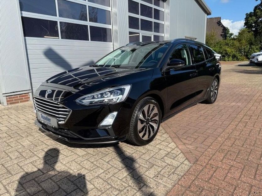 Ford Focus 49.762 km 15.490 € Augustfehn 26689