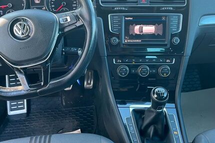 VW Golf 268.000 km 7.600 € Halsenbach 56283