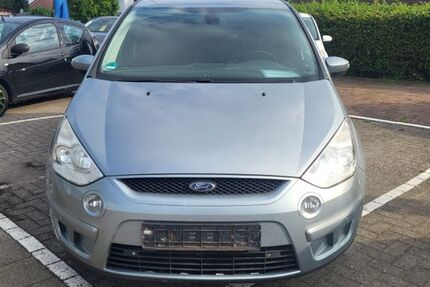 Ford S-Max 244.313 km 4.995 € Liebenau 31618