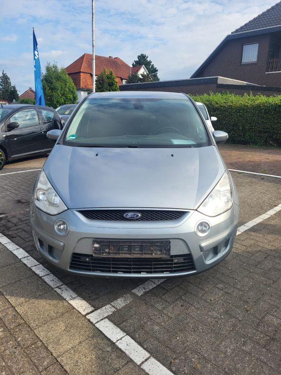 Ford S-Max 244.313 km 4.995 € Liebenau 31618