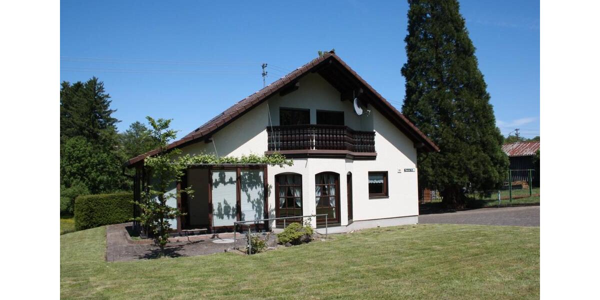 Einfamilienhaus Hachenburg - 6 Zimmer, 203 m&sup2;, 1.420&euro; | Angebot:26410432