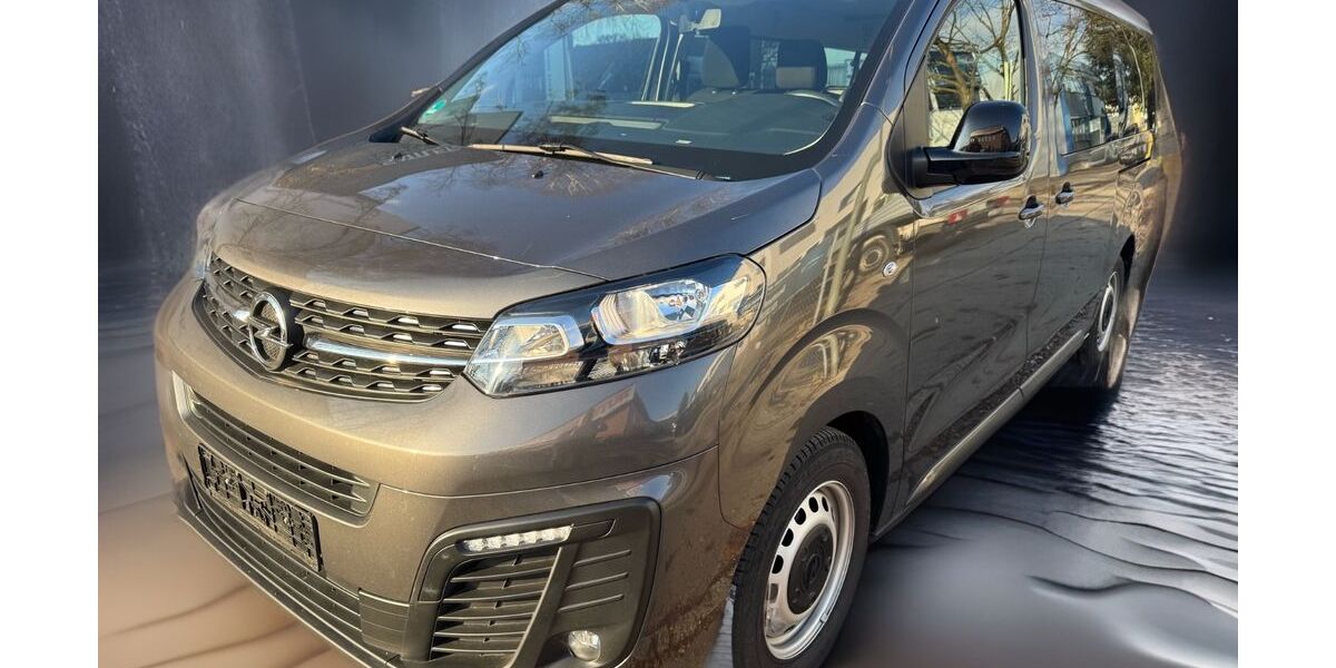 Opel Vivaro 54.285 km 24.800 € Puchheim 82178