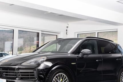 Porsche Cayenne 60.000 km 74.000 &euro; Rietheim-Weilheim 78604
