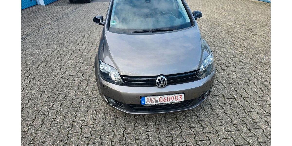 VW Golf 97.000 km 6.500 &euro; Aachen 52068