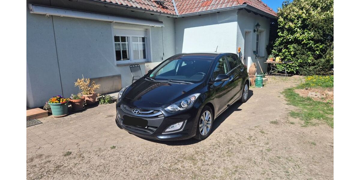 Hyundai i30 150.000 km 8.000 &euro; Boitzenburger Land 17268