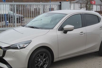Mazda 2 16.725 km 17.450 &euro; Stadtbergen 86391