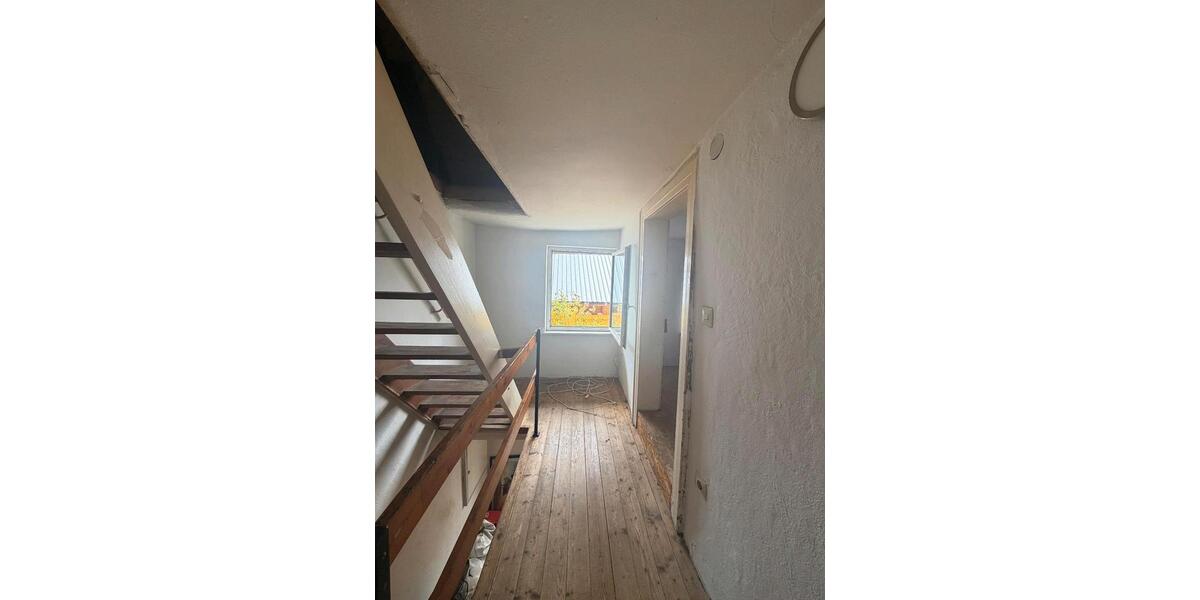 Einfamilienhaus Rottenacker - 4 Zimmer, 95 m&sup2;, 200.000&euro; | Angebot:27005930