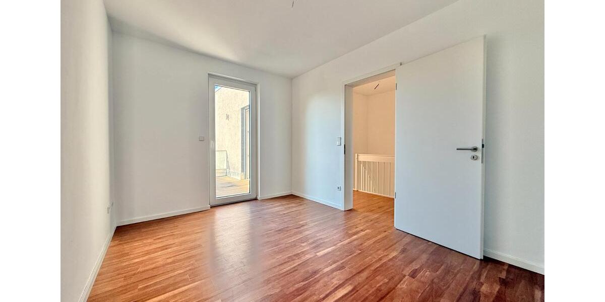 Etagenwohnung Hohen Neuendorf Borgsdorf - 5 Zimmer, 140 m&sup2;, 2.050&euro; | Angebot:26670046