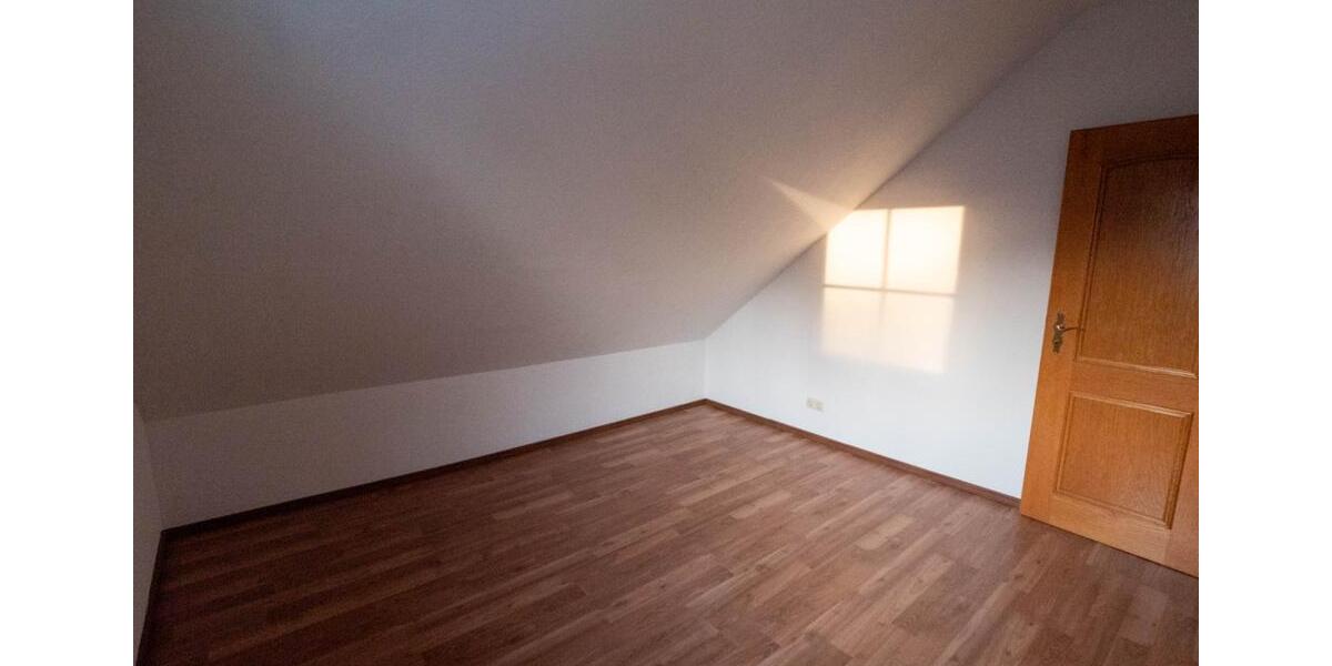 Dachgeschoßwohnung Trebsen/Mulde Mulde - 3 Zimmer, 72 m&sup2;, 650&euro; | Angebot:26705458