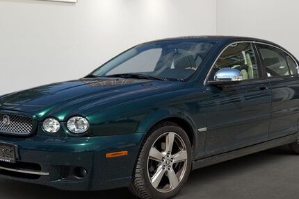 Jaguar X-Type 224.406 km 2.599 &euro; Berlin 12681
