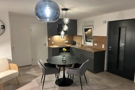 Moderne, möblierte EinliegerWohnung mit traumhafter Aussicht