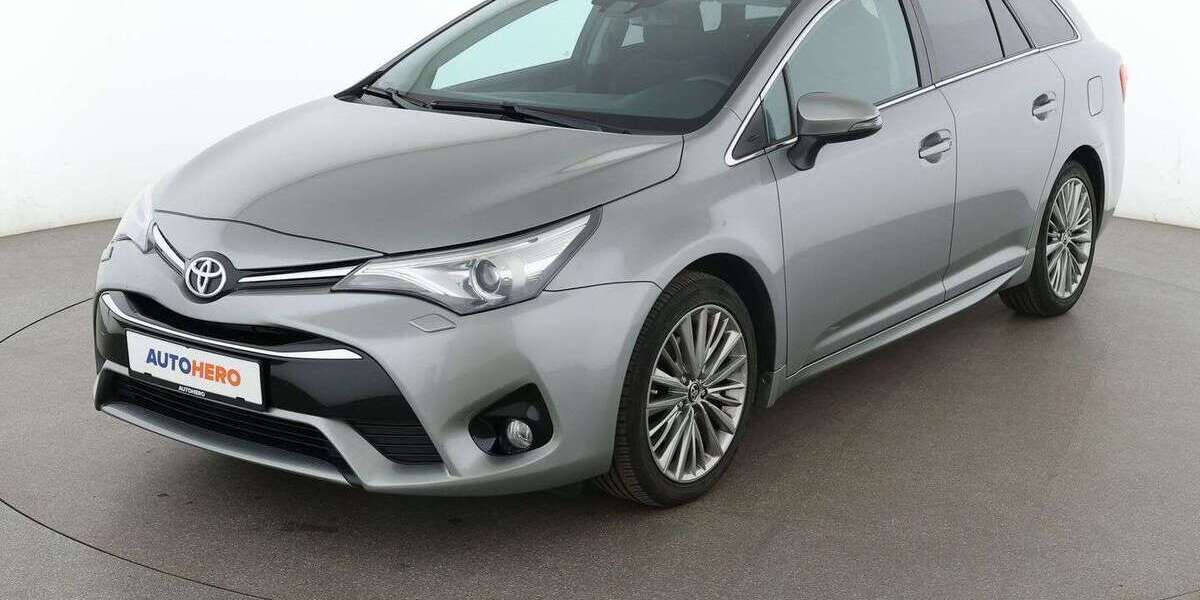 Toyota Avensis 105.261 km 14.890 &euro; Laatzen 30880