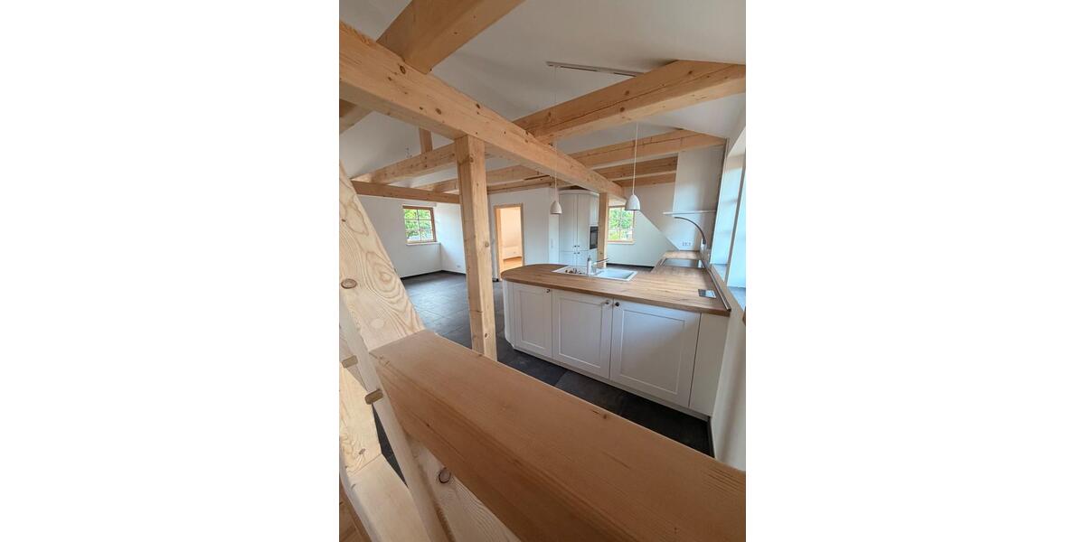 Dachgeschoßwohnung Burgwedel - 3 Zimmer, 120 m&sup2;, 1.750&euro; | Angebot:26414958