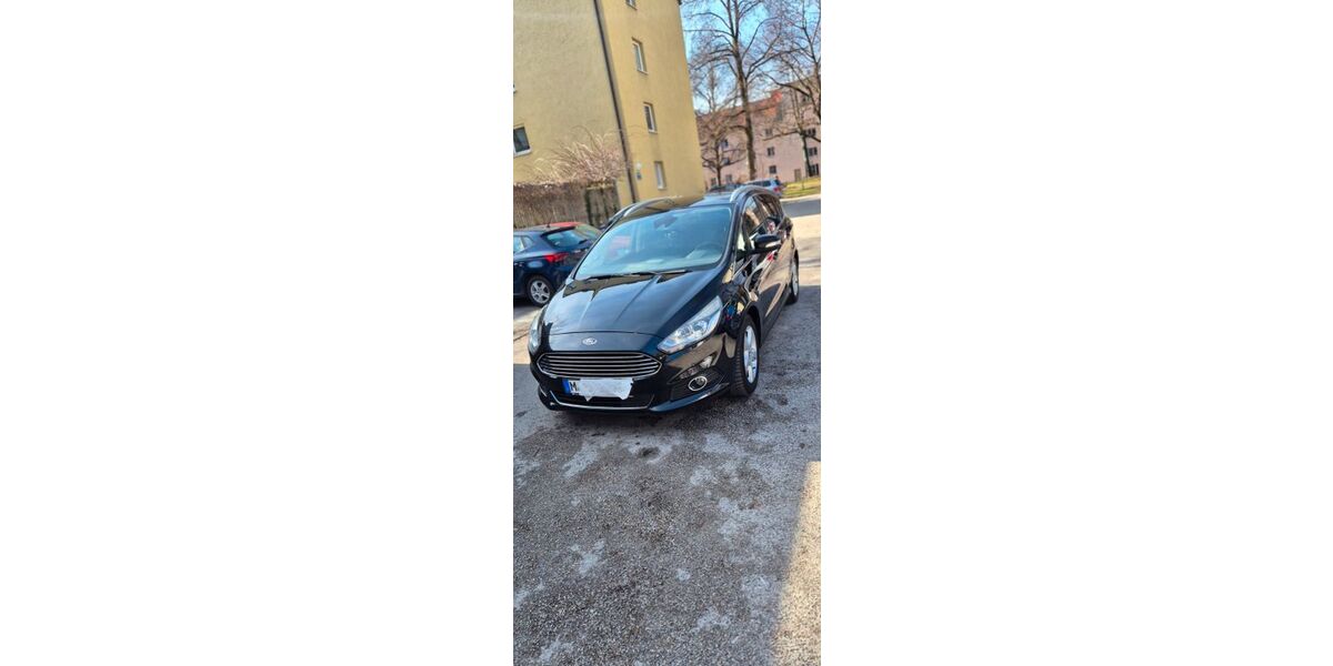 Ford S-Max 208.000 km 8.999 &euro; MÜNCHEN 81671