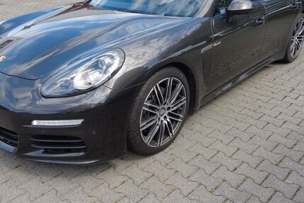 Porsche Panamera 184.400 km 36.771 &euro; Warendorf 48231