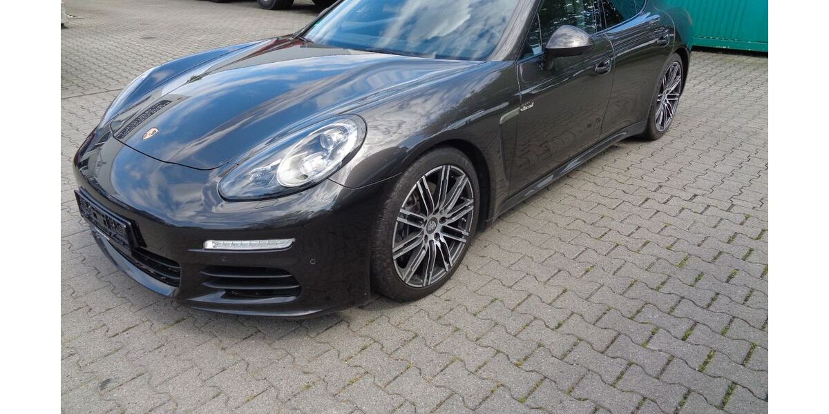 Porsche Panamera 184.400 km 36.771 &euro; Warendorf 48231