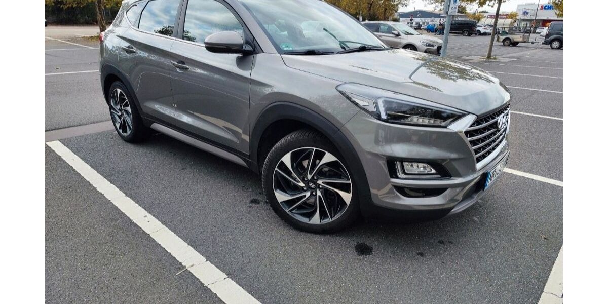 Hyundai TUCSON 117.500 km 16.700 &euro; Neuwied 56564