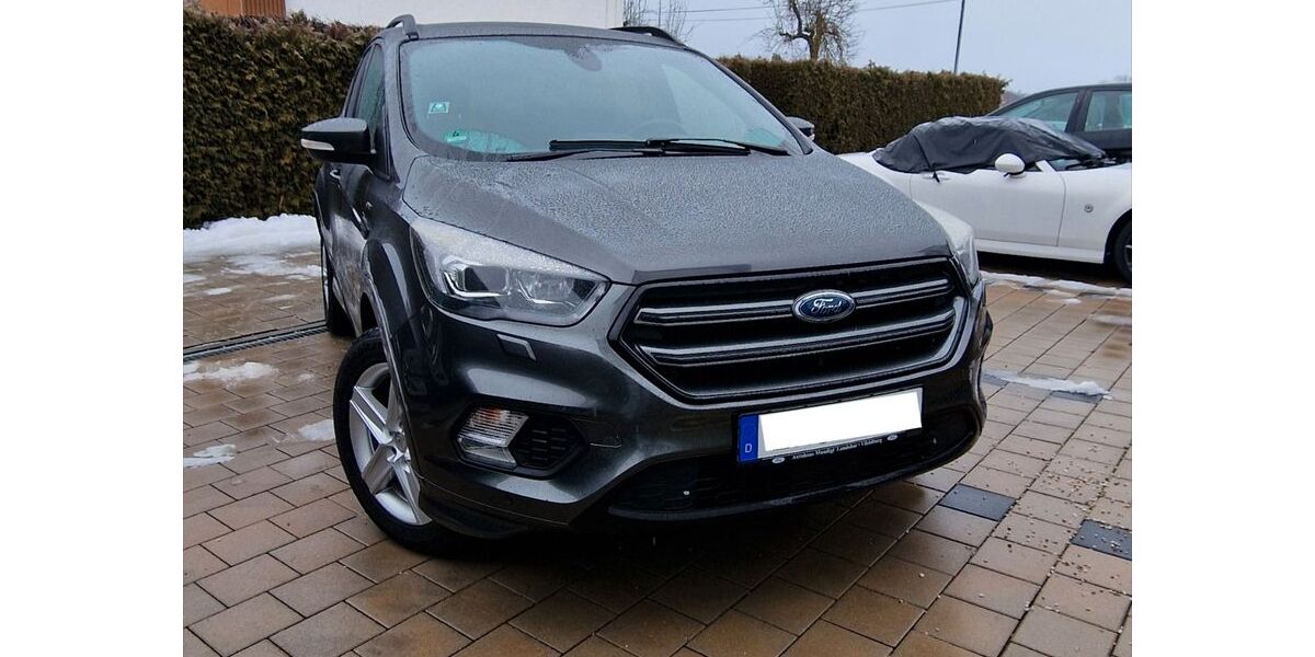 Ford Kuga 110.000 km 14.500 &euro; Landshut 84032