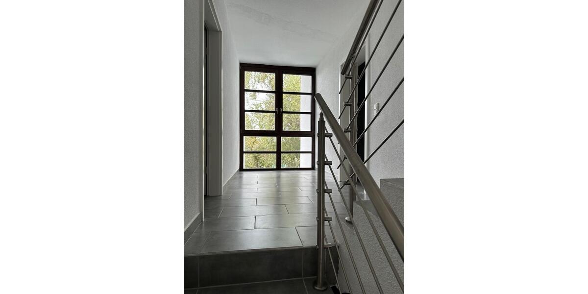 Einfamilienhaus Weiterstadt - 10 Zimmer, 370 m&sup2;, 775.000&euro; | Angebot:26338415