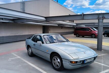 Porsche 924