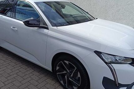 Peugeot 308 18.450 km 19.990 € Hachenburg 57627