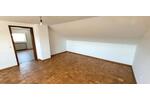 Dachgeschoßwohnung Östringen - 3 Zimmer, 68 m&sup2;, 1.000&euro; | Angebot:26670373