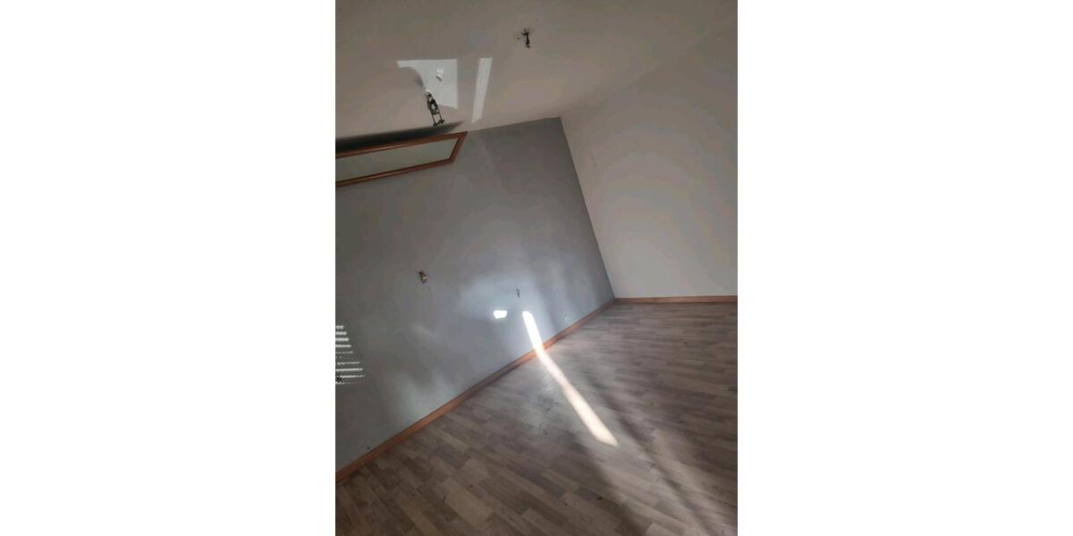 Reihenhaus Wadern - 6 Zimmer, 170 m&sup2;, 145.000&euro; | Angebot:26902796