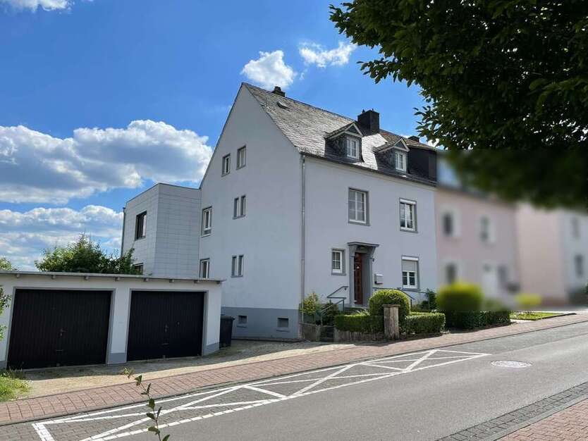 Haus zum Kaufen in Prüm 350.000 € 223 m² 9 zimmer