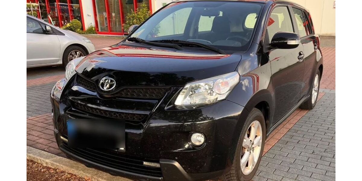 Toyota Urban Cruiser 75.102 km 5.000 &euro; Berlin 10437