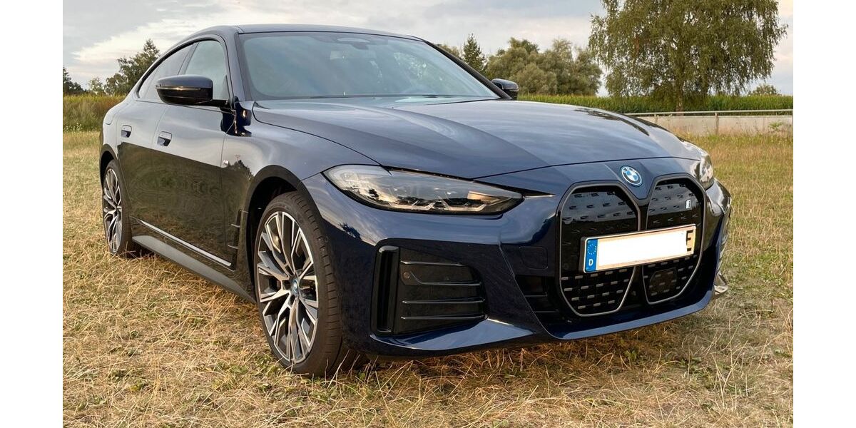 BMW i4 69.933 km 37.900 &euro; Ganacker 94431